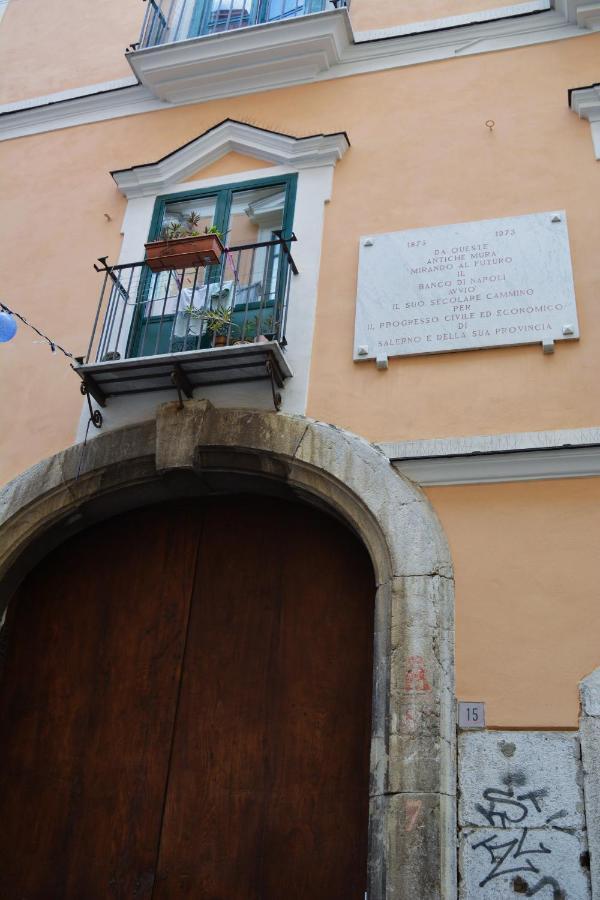 Appartamento Porta Felu Salerno Esterno foto