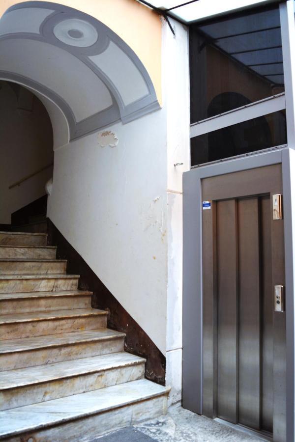 Appartamento Porta Felu Salerno Esterno foto