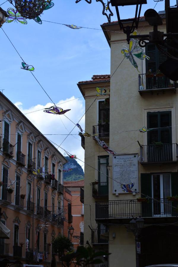 Appartamento Porta Felu Salerno Esterno foto